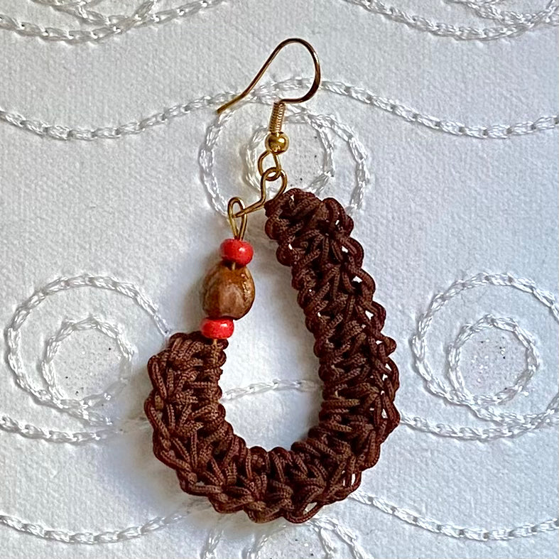 KIDNEY BEAN Crochet Earrings