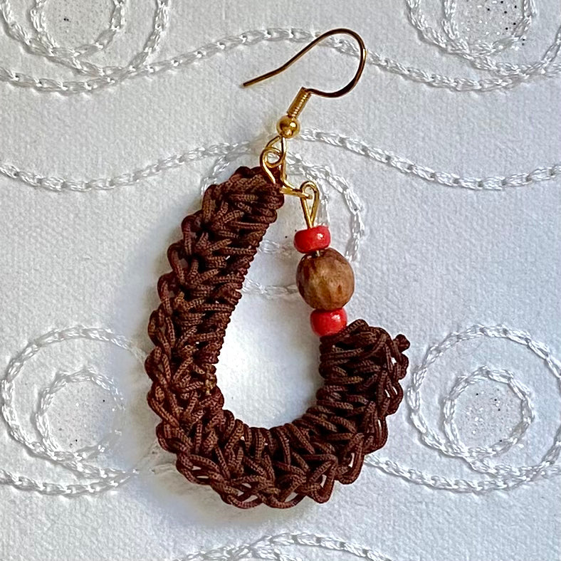 KIDNEY BEAN Crochet Earrings