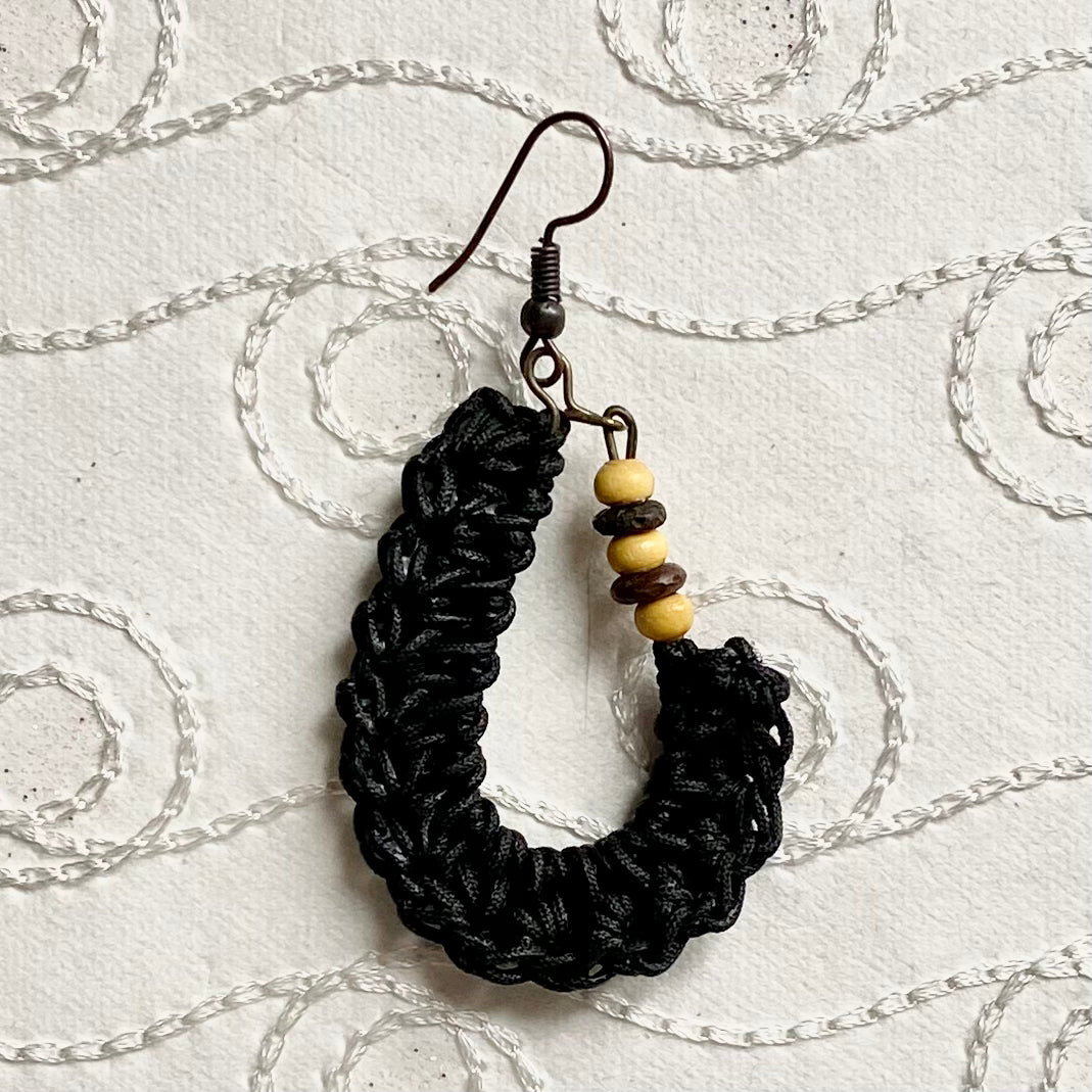 KIDNEY BEAN Crochet Earrings