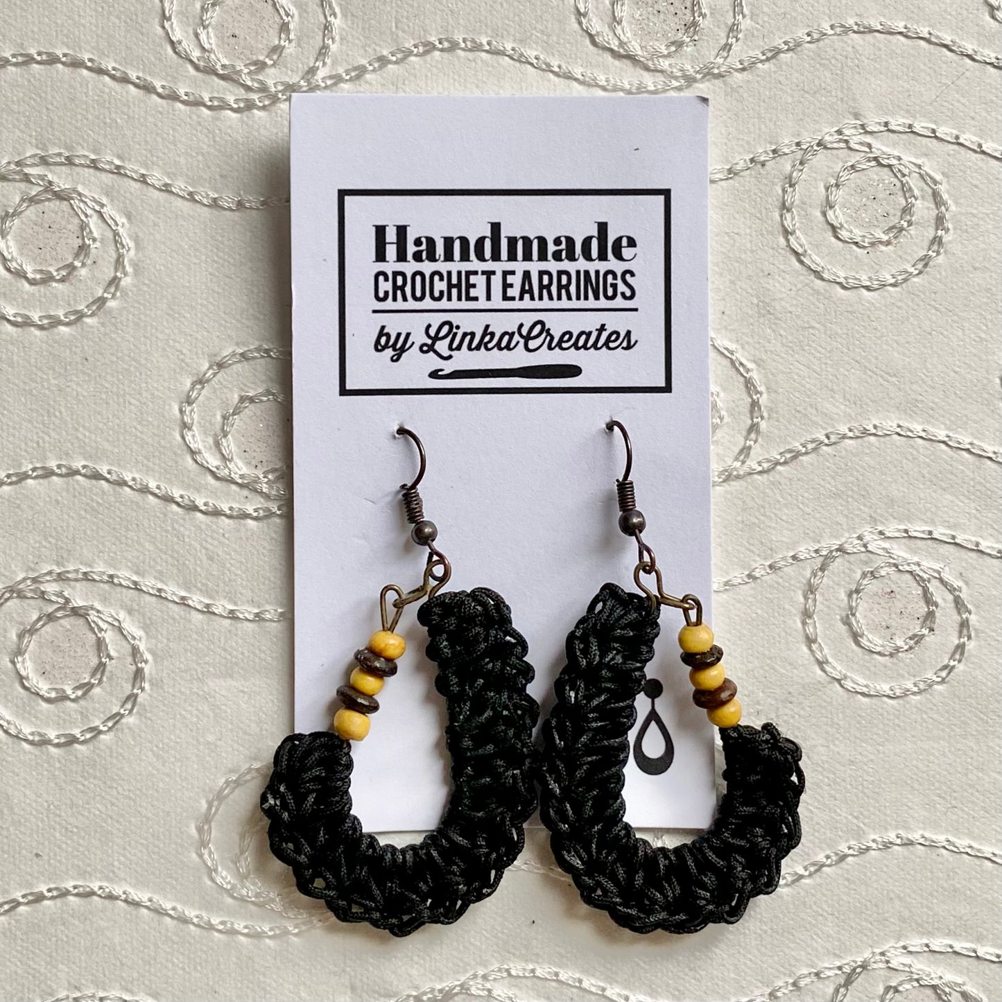 KIDNEY BEAN Crochet Earrings